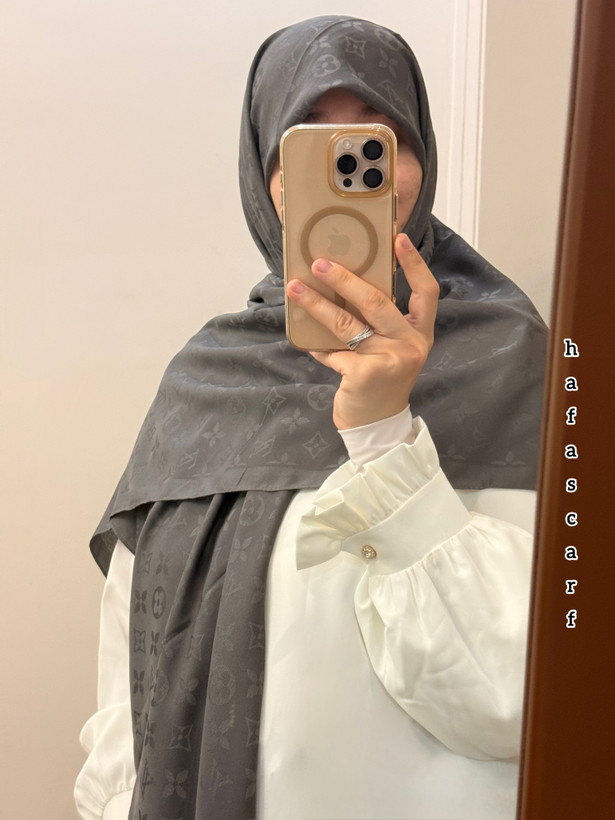 نخ ابریشم ژاکارد لویی ویتون قواره۱۴۰ وارداتی