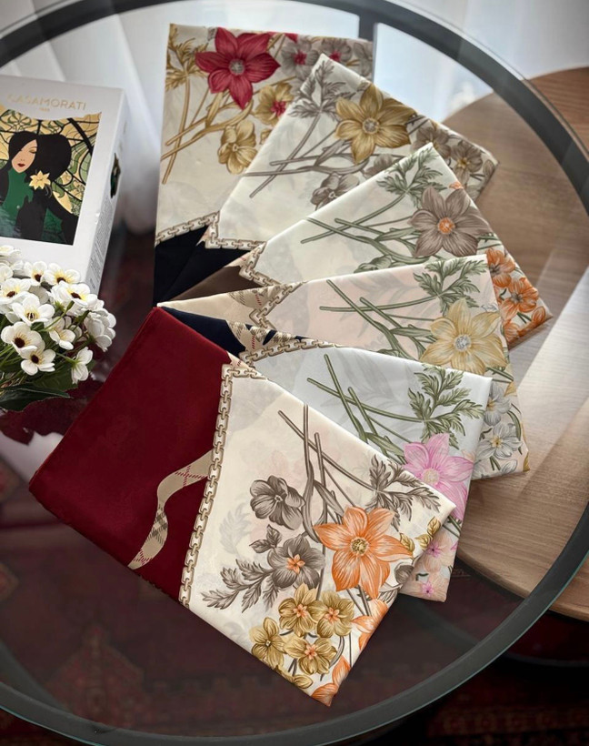 روسری ابریشم ژاکارد ۱۲۰