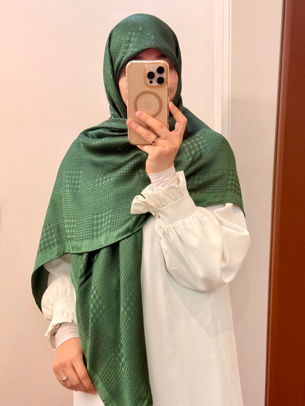 روسری ژاکارد وطنی دوردست دوز لمه دار