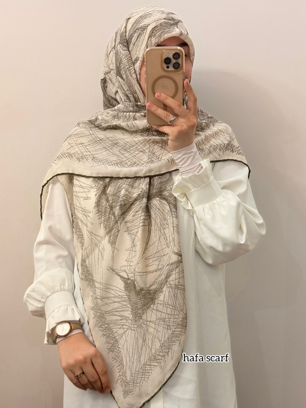 روسری نخ گارزا طرح دار