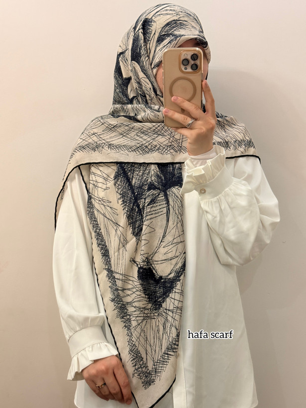 روسری نخ گارزا طرح دار