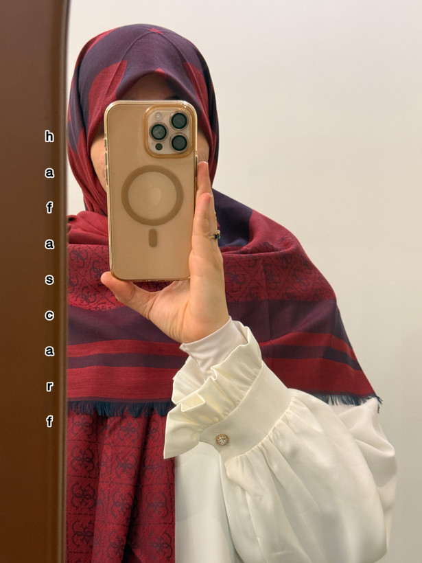 نخ کشمیر برند Guess