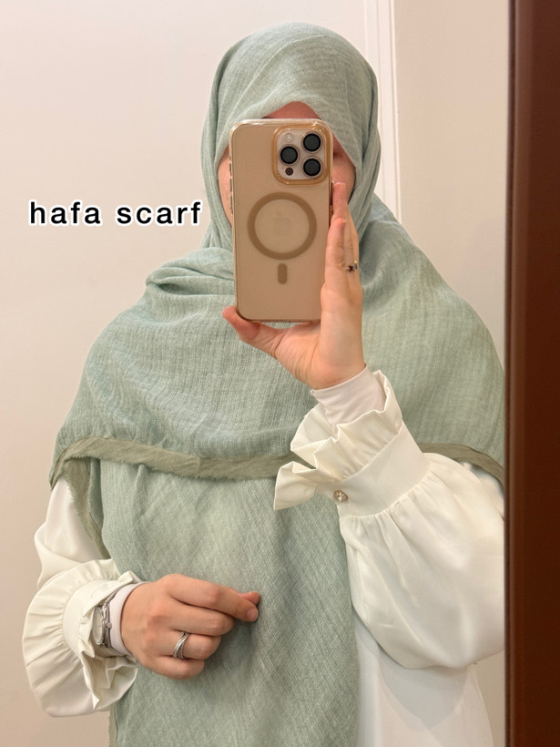 روسری کنفی حاشیه دار
