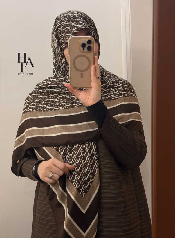 روسری سیااسکارف قهوه ای سفید 🤎🤍