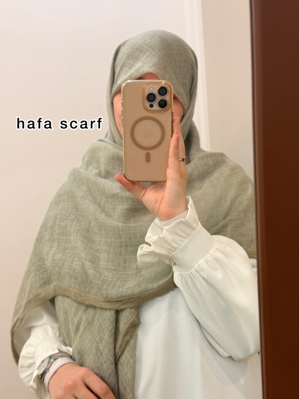 روسری کنفی حاشیه دار