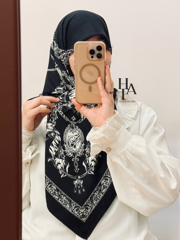 ابریشم ژاکارد ۱۲۰