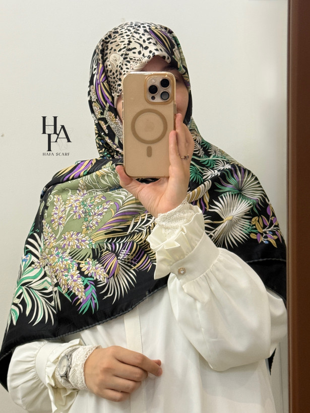 ابریشمژاکارد ۱۴۰