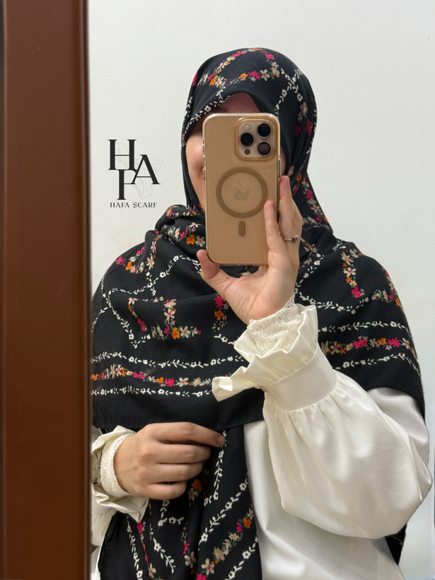 نخی سیااسکارف گل گوچی