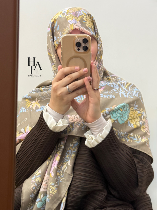 ابریشمژاکارد۱۴۰
