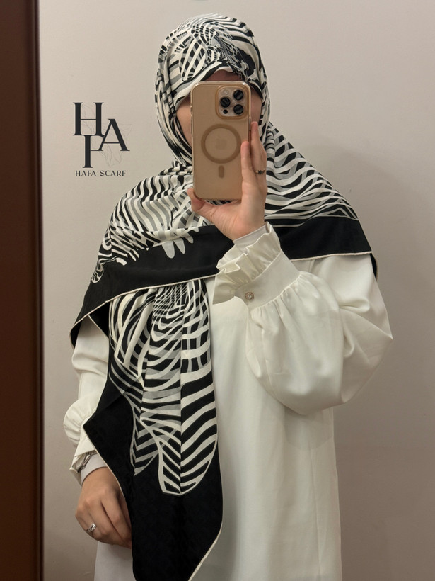روسری ابریشم ژاکارد ۱۴۰