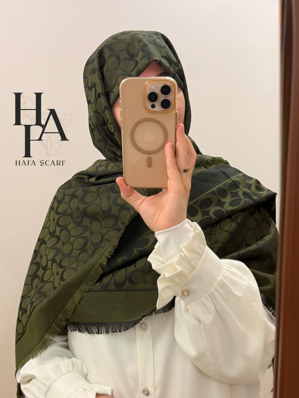 روسری کشمیر پاییزی از برند کوچ