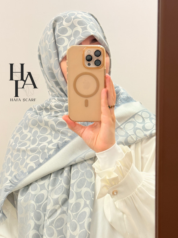 روسری کشمیر پاییزی از برند کوچ